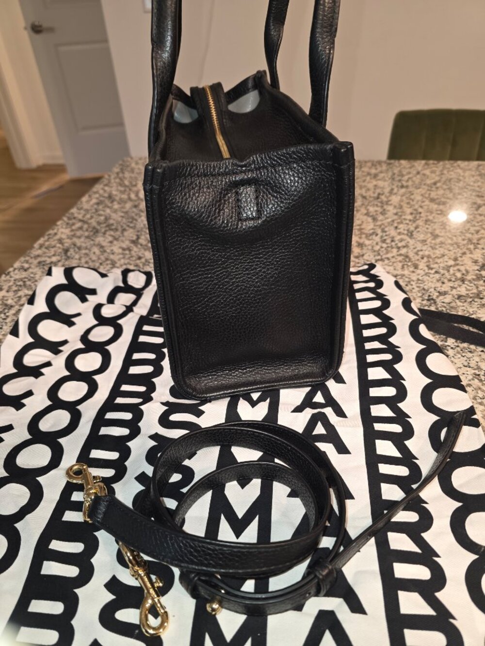 NWOT Marc Jacobs Leather Tote Mini Size - Picture 4 of 11